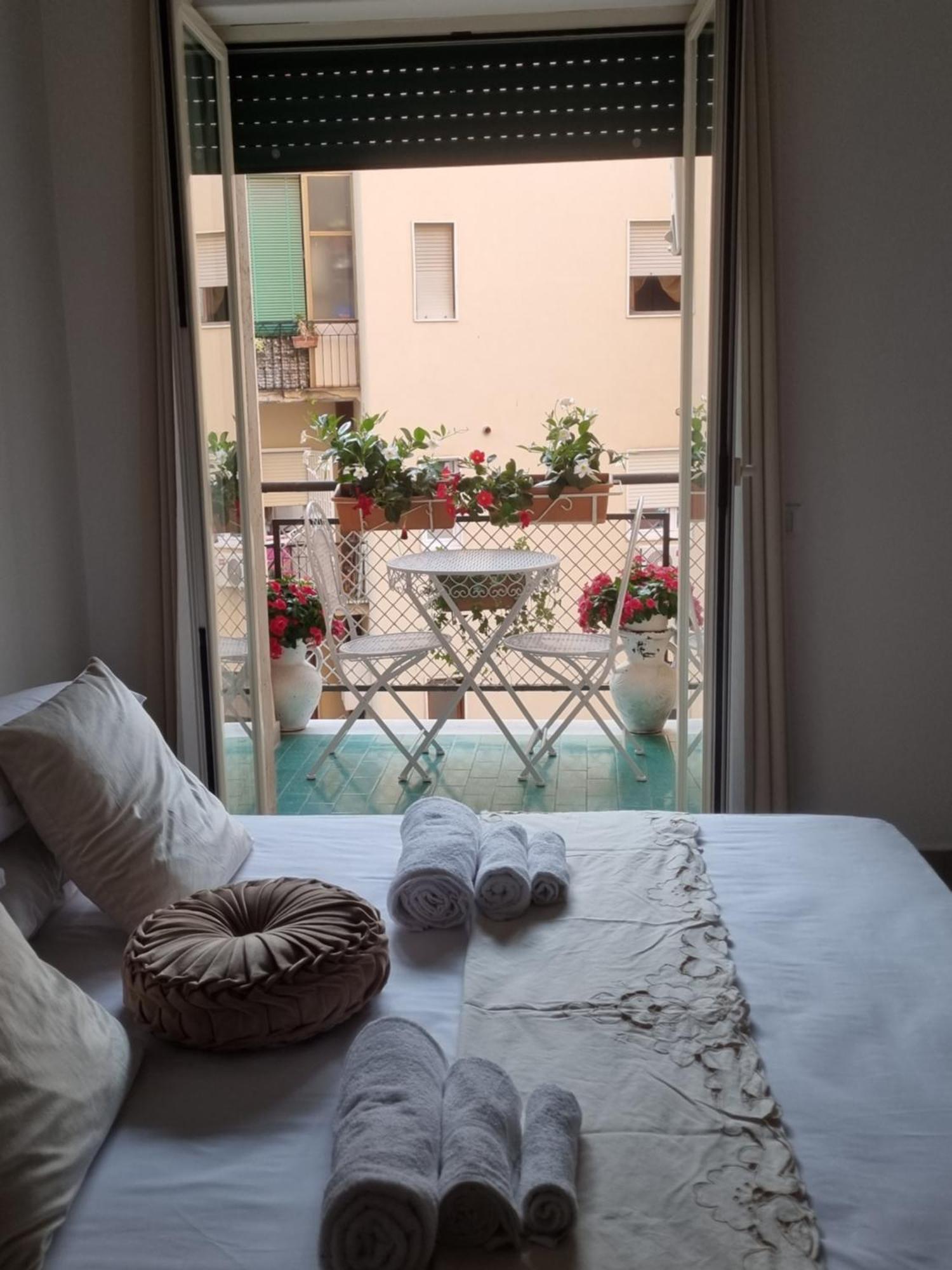 Niluna Napoli Esterno foto