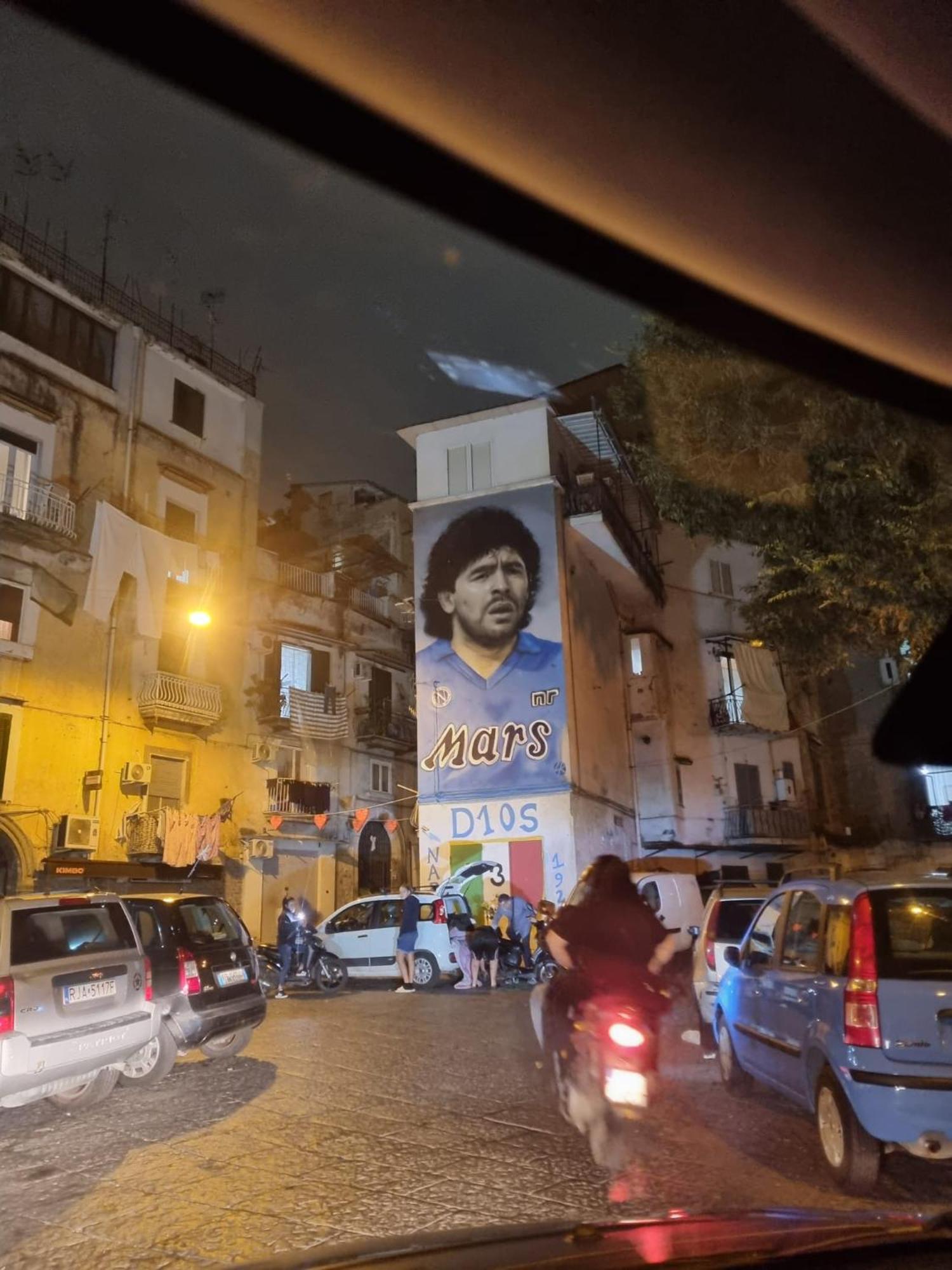 Niluna Napoli Esterno foto