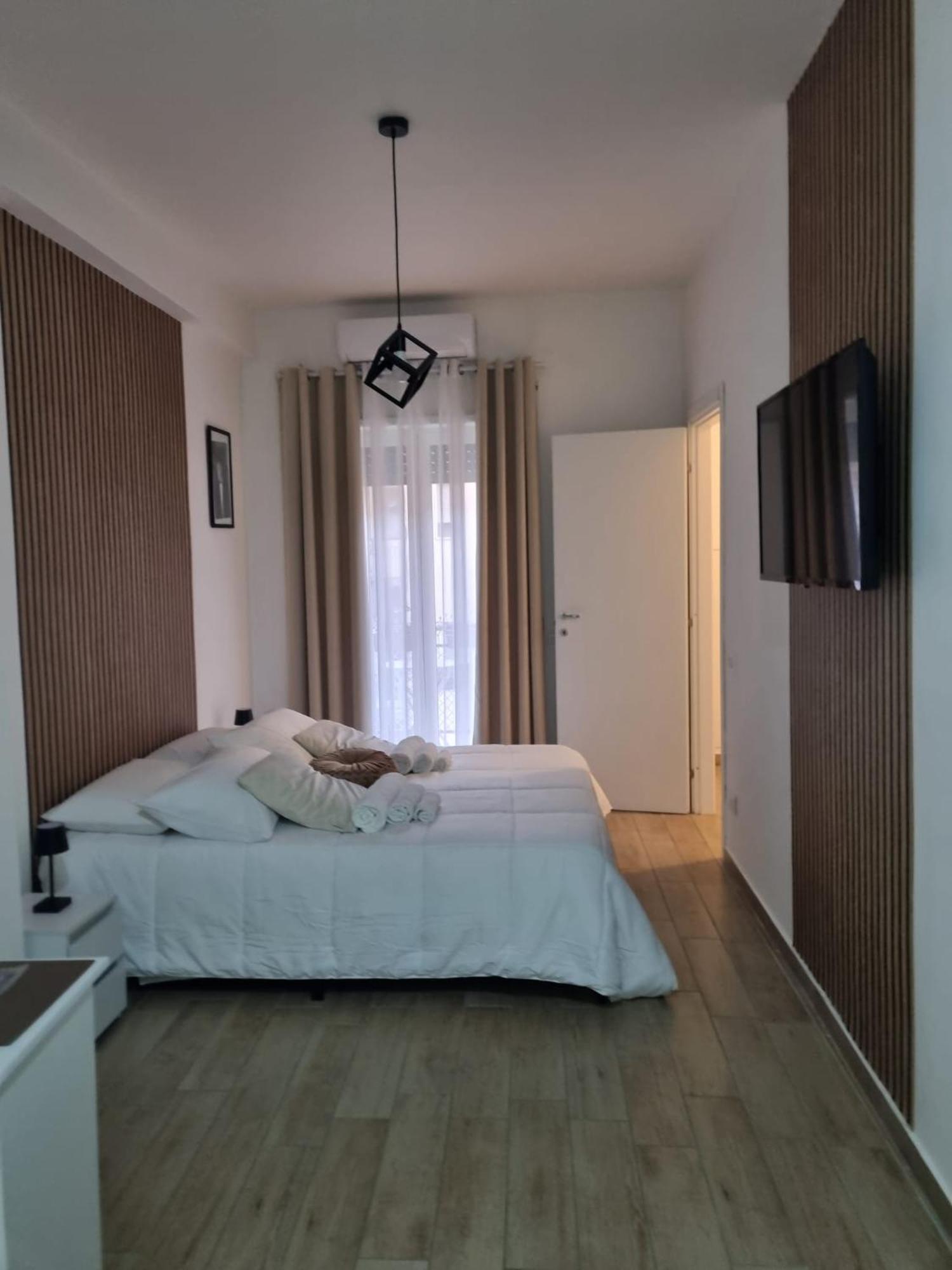Niluna Napoli Esterno foto